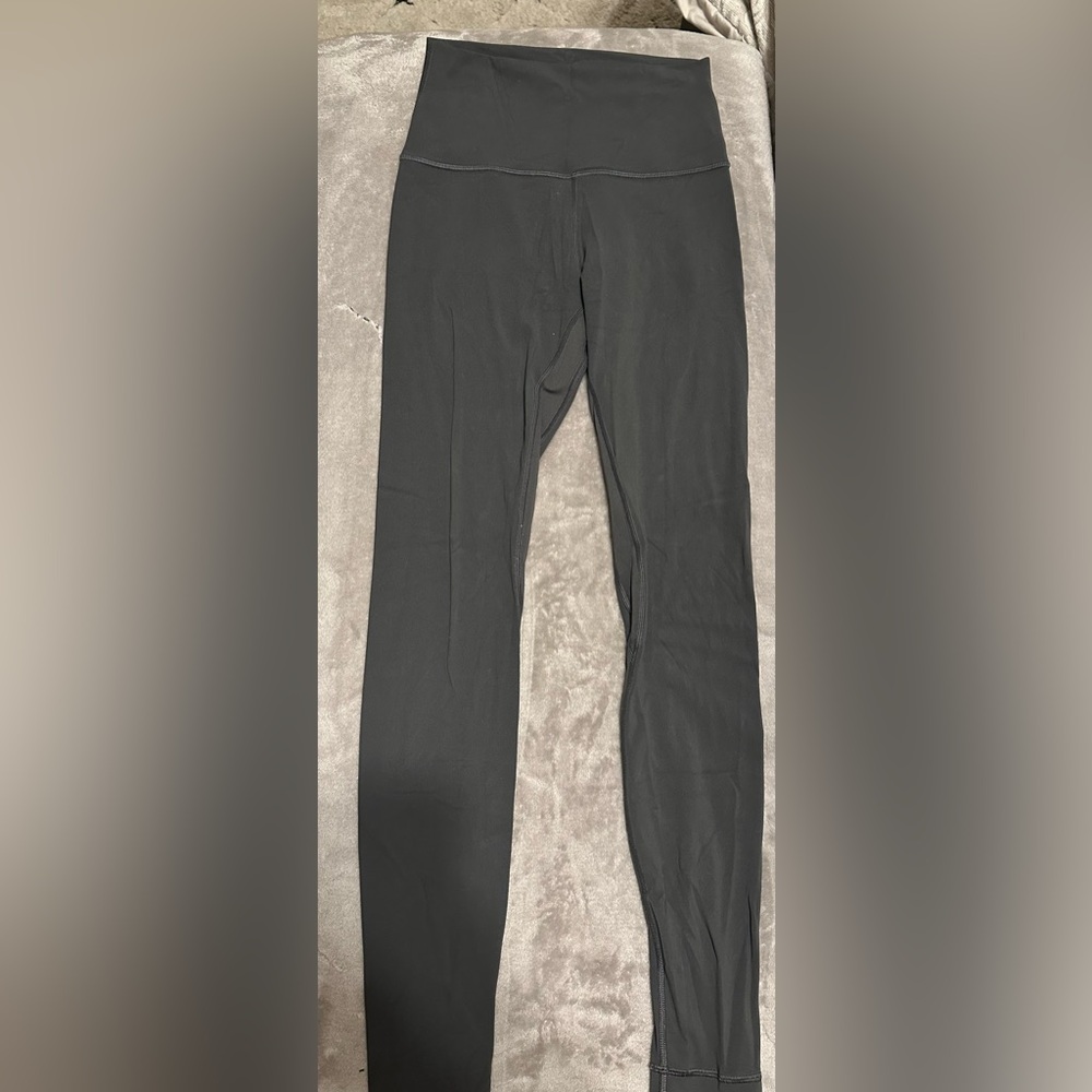 Lululemon Grey Align Legging 28” Size 4